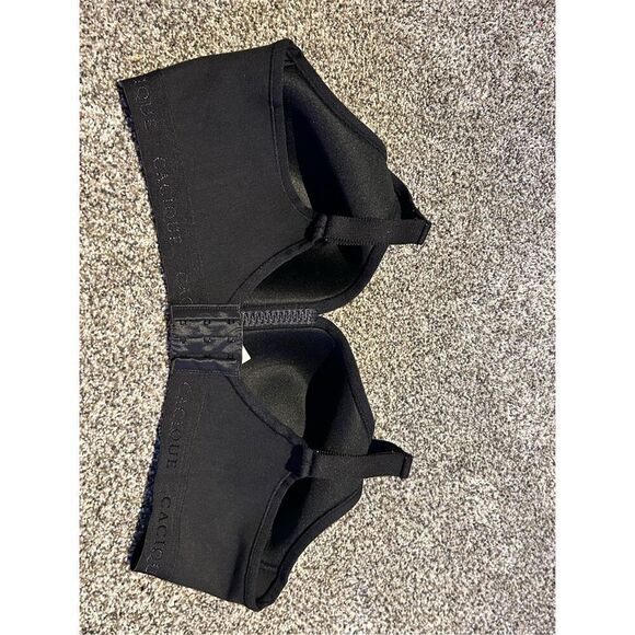 Cacique lightly lined no wire bra size 40C - Picture 2 of 4